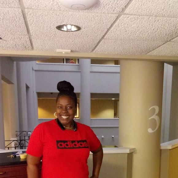 Meet your Posher, Venesha - Picture 1 of 1